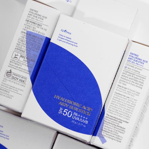 Isntree Hyaluronic Acid Airy Sun Stick 22g SPF 50+ PA++++ 22 g