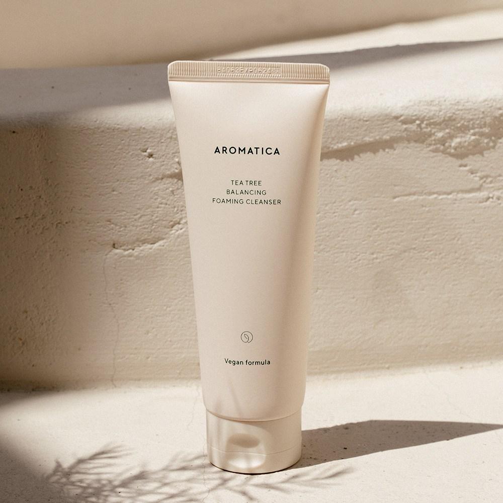 AROMATICA Tea Tree Balancing Foaming Cleanser 180g