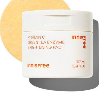 innisfree C-vitamin zöld tea enzimes Brightening Pad 170ml (60 Pad) 