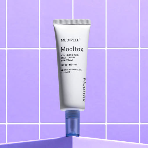 MEDIPEEL Hyaluronic Acid Layer Mooltox Mild Tone Up krém na opalování SPF 50+PA++++ 50g